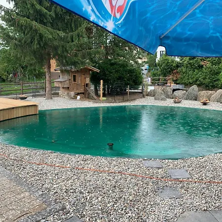 Berghof Zillertal Apartment Fuegen